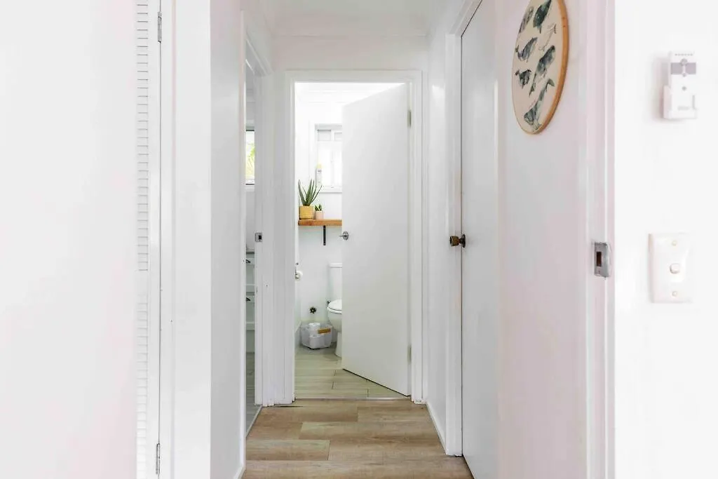 Currumbin Creek Cottage Gold Coast Holiday home